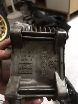 Block original vespa