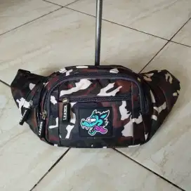 Tas Pinggang Waistbag 16