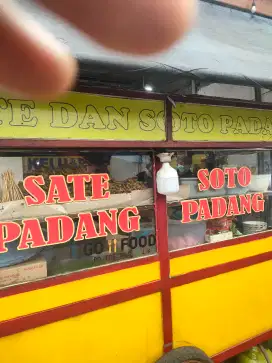 Dibutuhkan karyawan  sate dan soto padang