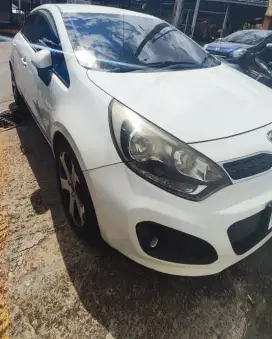 KIA RIO 2013 MATIC