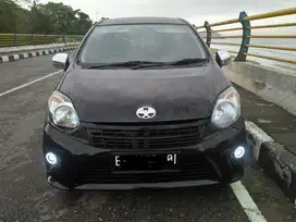 Dijual toyota agya bagus mulus