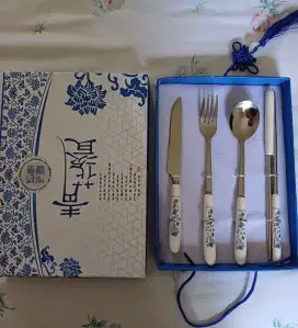Perlengkapan makan Korea 1 set
