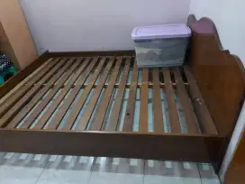 Ranjang jati konghu no 1