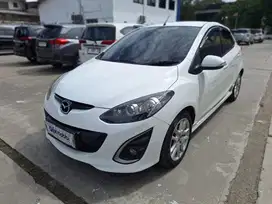 Pajak Panjang - Mazda 2 1.5 R Bensin-MT 2013