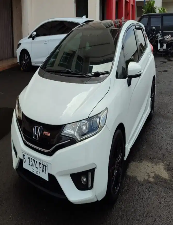 Jazz RS BLACK TOP Limited Edition AT 2014 Honda Jazz 1.5 Matic