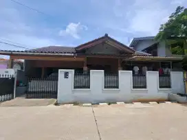 Rumah di Perumhn Jatibening 2, LT 162, LB 140, Rp1,5 m nego, +furnish