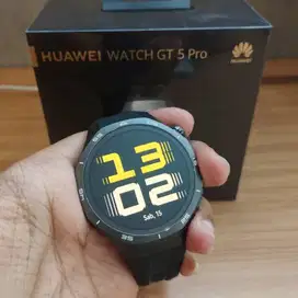 NEW HUAWEI JAM SMARTWATCH GT5 PRO BLACK