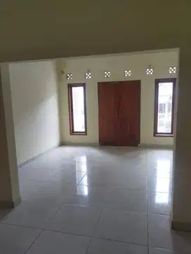 gerlong dekat kpad Dijual rumah sudah SHM&pinggir jalan 2 lantai