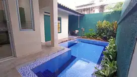 DIJUAL RUMAH 2 LANTAI + KOLAM RENANG DI SENTUL CITY SSR512