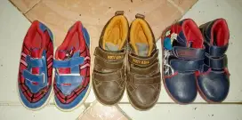 jual sepatu sekolah