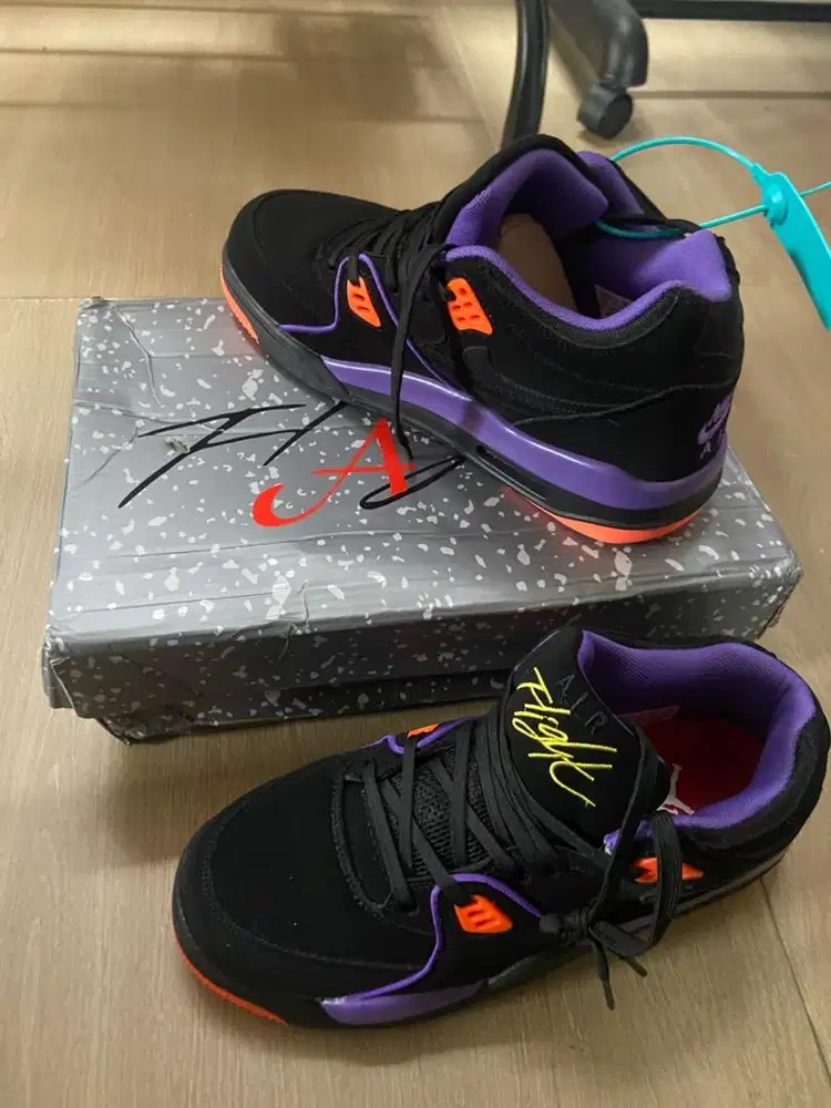 Sepatu Nike Air Flight 89 Cowok Size 42 (Insole 260)