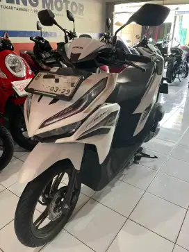 HONDA VARIO 125 CBS ISS KEYLES TAHIN 2024 DP CUMA 1 JUTA GARANSI 1 THN