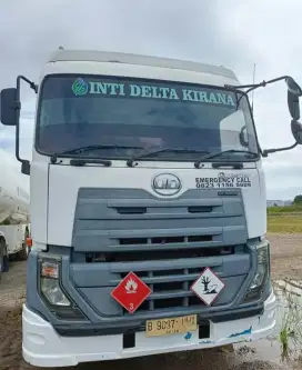 Ud truck good condition km low