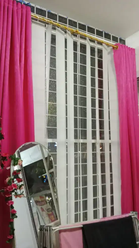 1 set Tirai vertical blind blackout warna ivory