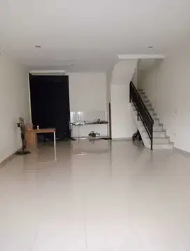 Dijual Cepat Ruko 2,5 lt siap pakai rapi area Mustika Jaya