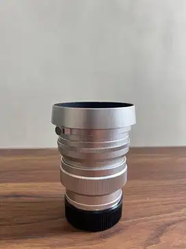Voightlander nokton 75mm 1.5 mount Leica