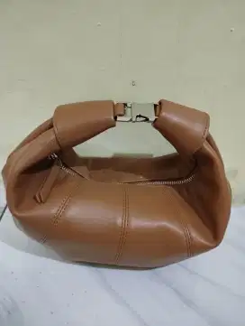 Preloved Handbag premium