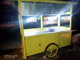 Gerobak kayu kamper.NEGO