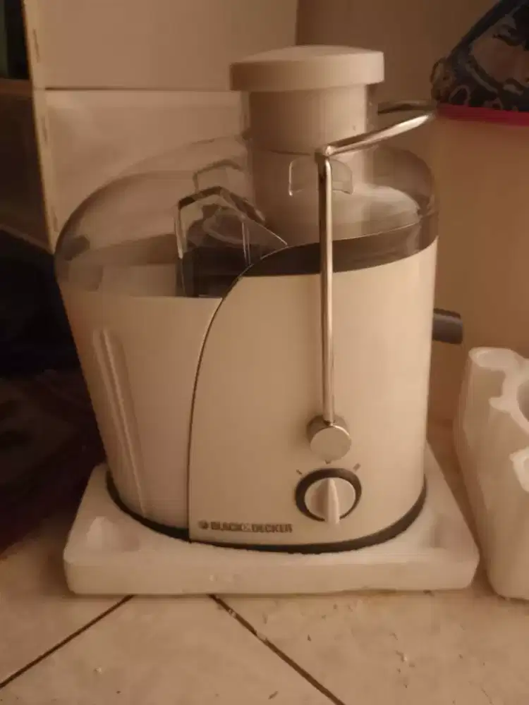 Juicer alat untuk jus