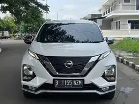 Livina 1.5 VL AT 2019 Putih Metalik LOW KM