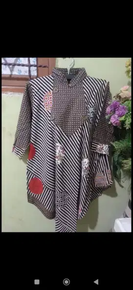 Baju atasan wanita
