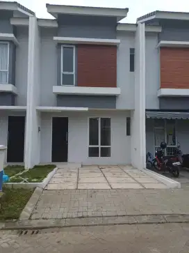 Dijual rumah BU di Grand Batavia Cluster Icon