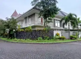 Rumah Mewah Dijual Murah Lokasi Istana Dieng