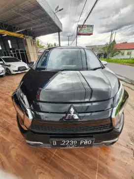 Mitsubishi Xpander Ultimate New Model  AT 2022, Hitam gagah