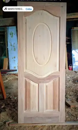 Pintu kayu tfiplek kayu baru / secend .