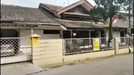 LUAS TANAH 300M2 !!!  JATIBENING PERMAI