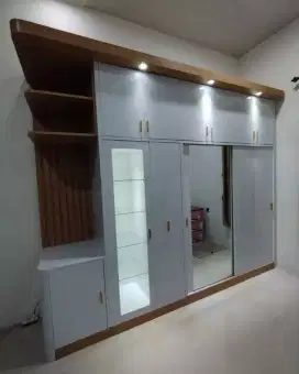 Almari baju hpl