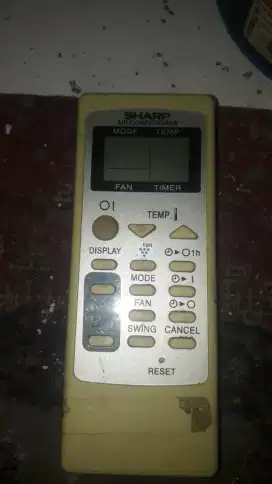 Remot ac sharp ori.