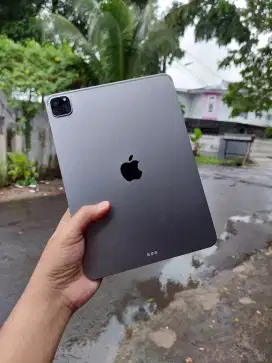 iPad Pro M2 Generasi 4 128Gb Wifi (On Garansi)