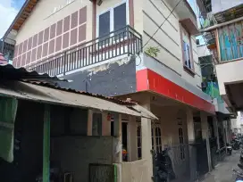 Dijual Rumah 2 lantai Tengah Kota dekat SMKN1 Cinde Palembang