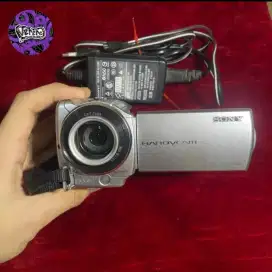 Dijual Nego Handycam Langka Y2K Sony DCR-SR68E Kamera video retro