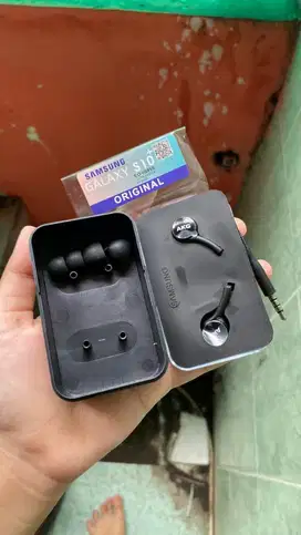 Earphone Headset Samsung Galaxy S10+ AKG Jack 3.55mm Original 100%