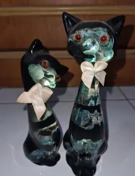 Pajangan Kucing