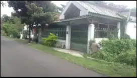 Dijual rumah cepat harga nego lokasi strategis tengah kota jombang