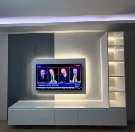 Backdrop TV tempahan medan