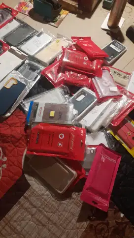 Case HP Sisa Toko Jual Rad/Borong 32 Pcs