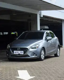 Mazda 2 AT 2014