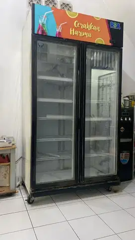 Dijual kulkas showcase