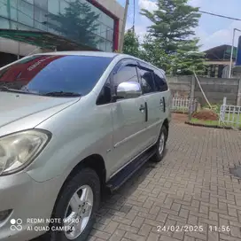 Totota Kijang Inova 2.0G Tahun 2005 Silver