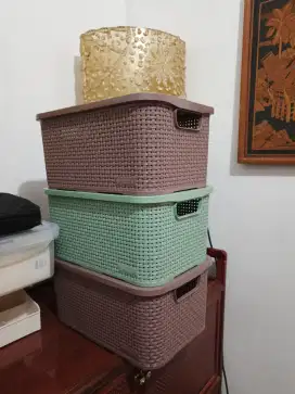 BOX MODEL ANYAM LIONSTAR