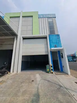 Disewa Gudang Hoek di Komplek Pergudangan Bizpark, Daan Mogot