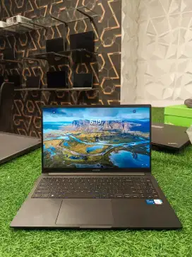 Samsung Galaxy Book3 Intel Iris Xe Seri Premium