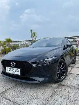 (Km Low 9ribu Full Ori) MAZDA 3 HATCBACK SKYAKTIVE G 2.0 AT 2023