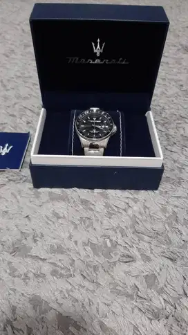 Jam Tangan Maserati Lengkap Dus Buku