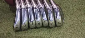 Titleist Golf iron set T200 2024