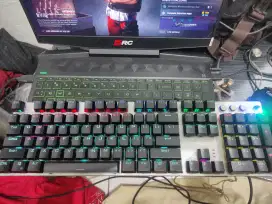 Keyboard mechanical AULA F2088 masih berfungsi dengan baik